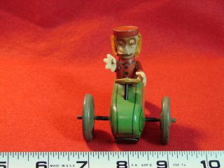 1930s Schuco tin friction toy Monkey on scooter/cart - RARE - Xlnt - - Germany 6