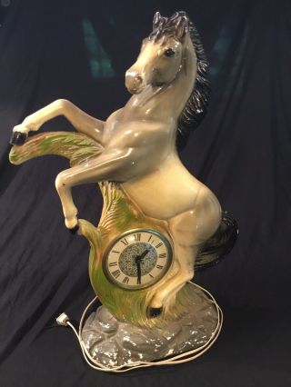 Vintage Chalk Ware Horse Clock From Rolling Rock Beer Headquarters Lobby 2