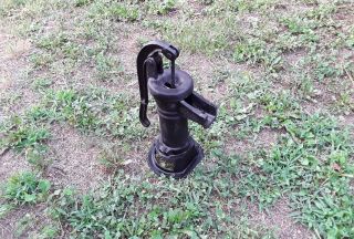 Black Cistern Pump Cast Iron Home Flower Garden Decor 2