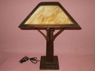Antique Mission Oak American Arts & Crafts W.  B.  Brown Slag Glass Wood Table Lamp 2