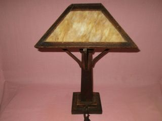 Antique Mission Oak American Arts & Crafts W.  B.  Brown Slag Glass Wood Table Lamp 5