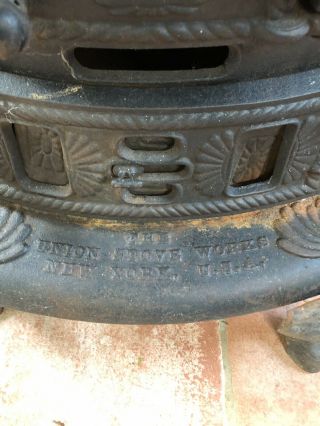 antique cast iron pot belly stove 4
