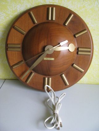 Vintage Mid Century Seth Thomas Electric Office Wall Clock Wood With Brass Hands