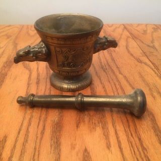 Vintage Bronze Finish Eagle Mortar And Pestal