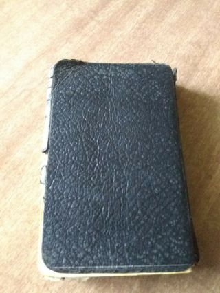 wwii 1943 Testament Heart Shield Bible 5