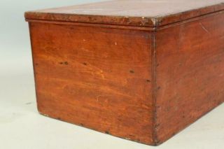 A RARE 19TH C ENFIELD CT SHAKER SEWING BOX IN BEST RED STAIN & VARNISH 2