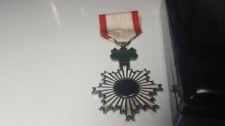 WW2 Order of the Rising Sun 6th Class Medal Badge With Rosette Cased 7