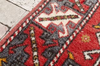 Turkish Rug 47  x65  Vintage Old Anatolian Carpet 122x167cm Canakkale Rug 10