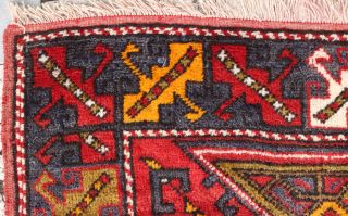 Turkish Rug 47  x65  Vintage Old Anatolian Carpet 122x167cm Canakkale Rug 11