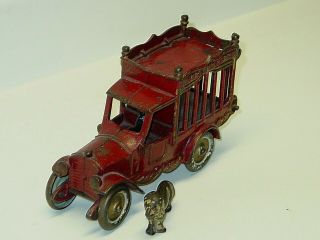 Vintage Cast Iron Kenton Overland Circus Truck,  Lion And Driver,  All 12
