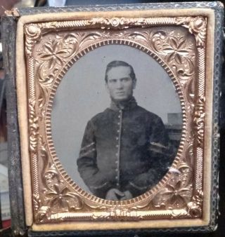 Cased Sixth Plate Ambrotype Of Civil War Union Cavalry Corporal