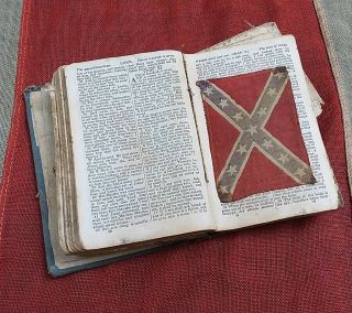 ANTIQUE CIVIL WAR POCKET BIBLE WITH SILK BIBLE FLAG 5