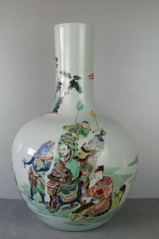 Good Chinese Late Qing Dinasty Famille Verte Bottle