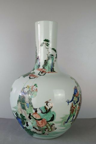 GOOD CHINESE LATE QING DINASTY FAMILLE VERTE BOTTLE 7