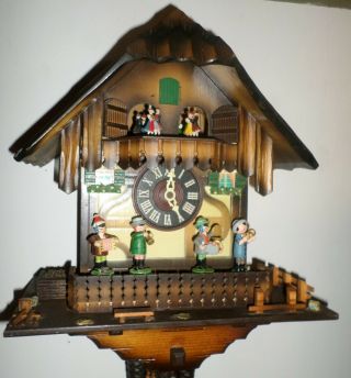 German Black Forest 2 Tune Music & Dancers & Oompah Band Chalet Cuckoo Clock