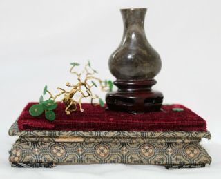 Vintage Chinese 24k gold & jadeite tree w/ jade and wood base. 4