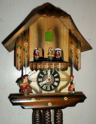 German Black Forest Music Dancers Wood Chalet Cuckoo Clock