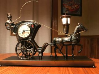 United Sessions Hansom Cab Animated Motion Lamp Clock Antique Horse Carriage
