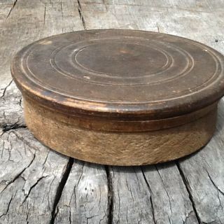 Early Primitive Wooden Treen Round Box With Mirror Inside Lid Powder Holder 9
