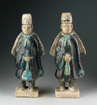 SC INTERESTING CHINESE POTTERY ATTENDANTS w.  CAPES,  MING DYNASTY 6