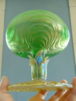 VINTAGE LOETZ STYLE IRIDESCENT GREEN ART GLASS COMPOTE 2