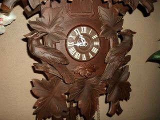 LARGE VINTAGE GERMAN BLACK FOREST CARVED QUAIL & CUCKOO CLOCK 6