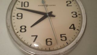 GENERAL ELECTRIC GE Industrial School Wall Clock,  Model 2012 VINTAGE 14 