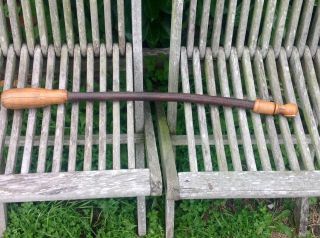 A RARE EXAMPLE OF AN ANTIQUE LEATHER/ WOOD HORSE MEDICATION BALLING GUN FOR PILL 4