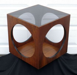 1970 Vintage Lane Walnut Smoked Glass Cube & Circle End Side Table Space Age