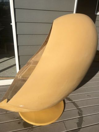 LEE West Alpha Chamber Egg Chair (, Vintage) 4