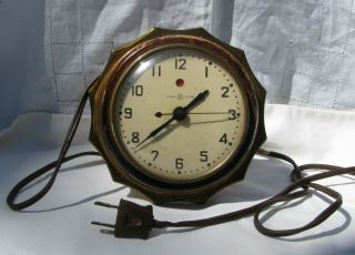 Early General Electric Manel Clock W/ Folding Stand,  Model Ab - 3f54,  Nr