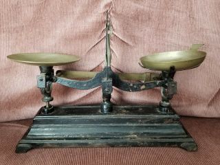Antique Henry Troemner balance scale with Becker Bros weights 6