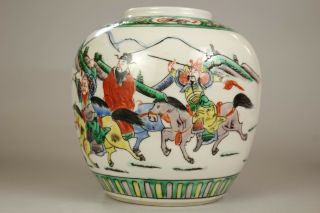 13: A large Chinese famille verte ginger tea jar vase with warriors 19th/20thc 3
