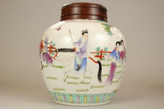 6: A large Chinese famille rose ginger tea jar vase with wood lid 19th/20thc 2