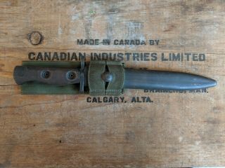 Canadian Early Date 1956 Fn C1 Bayonet / Scabbard / Frog