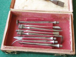 EXTREMELY RARE AND COMPLETE DENTAL / HYGIENE SET 19 TH CENTURY 3