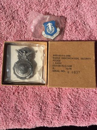 U.  S.  Air Force Security Police Badge Obsolete 1970’s Serial K6837 Never Opened