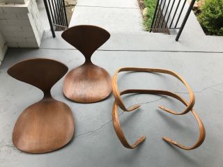 2 Vintage Cherner Pretzel Chairs Molded Plywood Armchairs By Plycraft