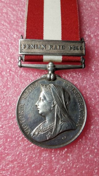 1866 Fenian Raid Victoria Regina Canada Medal Badge Army Navy Named