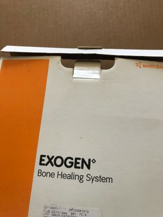 Exogen 4000,  Bone Healing System Ultrasound,  Smith & Nephew needs battery 5