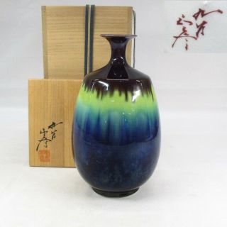F972: Real Japanese Kutani Porcelain Flower Vase By Greatest Yasokichi Tokuda.  2