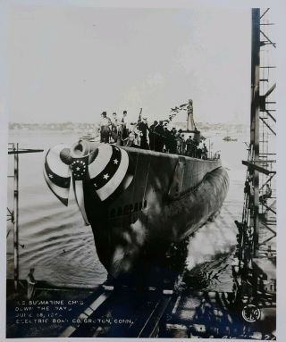 Official Us Navy Photo U.  S.  S Chub Submarine Black & White 1944 8×10