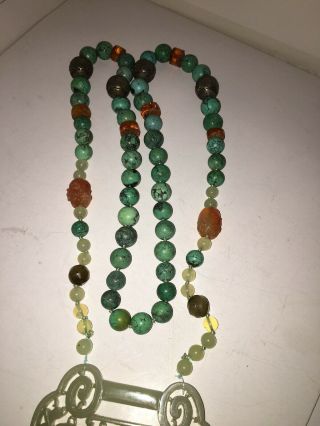 Vtg Hand Carved Light Green Jade Double Foo Dog Pendant Necklace Malachite Beads 10