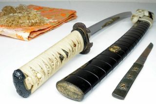 Gorgeous Mountings: Art Japanese Wakizashi Sword Antique Samurai Katana Nihonto