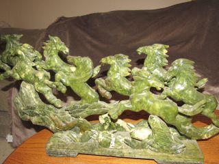 Sculpture Jade Green Colors 8 Horses Mountain Running Stone Carving Figurines