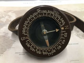 WW2 WWII Era U S ARMY Wrist Compass Taylor Model Bakelite Body Leather Strap 2