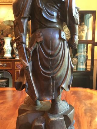 A Large Chinese Antique Carved Wooden Statue. 3