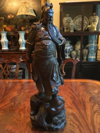 A Large Chinese Antique Carved Wooden Statue. 4