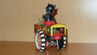 Vintage Walt Disney Productions Tin Wind - up MICKEY MOUSE CRAZY CAR 4