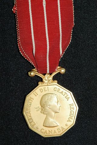 Canadian Forces Decoration (cd Medal) Eiir To Cpl W.  F.  Carson